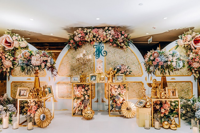 backdrop đám cưới trang trọng
