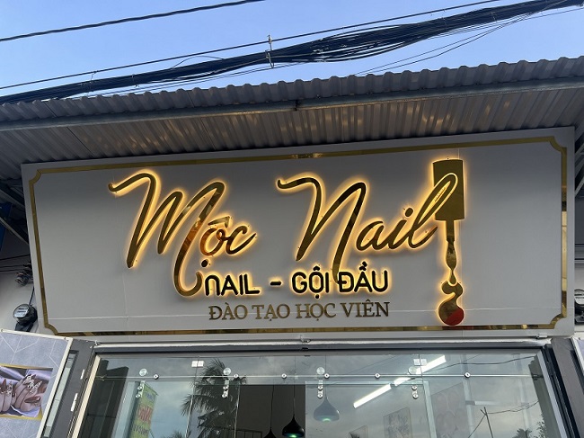 bảng hiệu nail mica