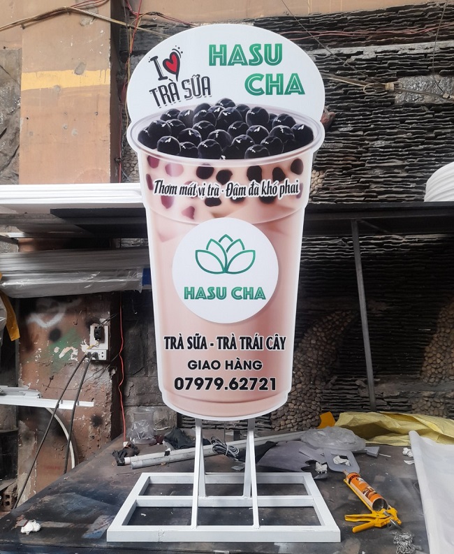 cấu tạo bảng hiệu ly trà sữa